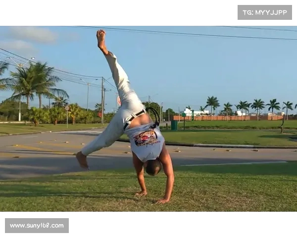 里约热内卢队荣获国际巴西战舞大赛团体冠军 展现惊人舞技与激情 里约热内卢队荣获国际巴西战舞大赛团体冠军 展现惊人舞技与激情